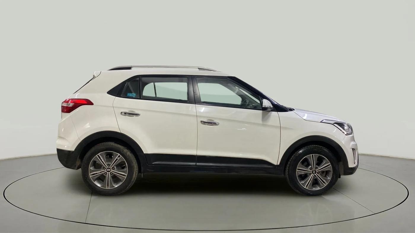 2017 Hyundai Creta SX PLUS AT 1.6 PETROL, Petrol, Automatic, 39,018 km, Right Side View