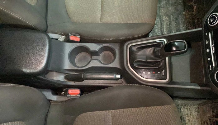 2017 Hyundai Creta SX PLUS AT 1.6 PETROL, Petrol, Automatic, 39,018 km, Gear Lever