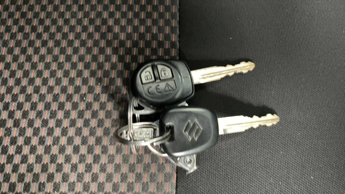 2019 Maruti S PRESSO VXI, Petrol, Manual, 16,354 km, Key Close Up