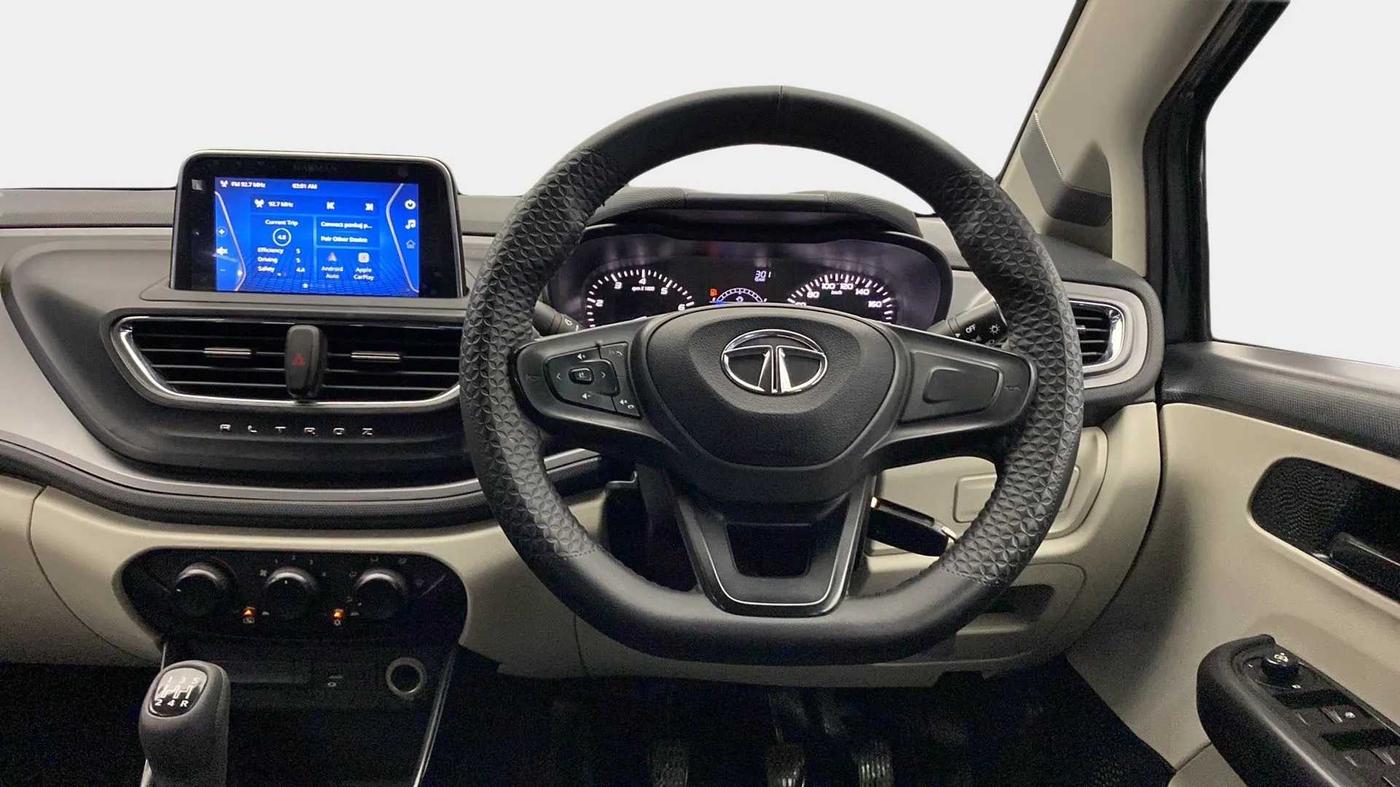 2021 Tata ALTROZ XM PLUS PETROL, Petrol, Manual, 52,854 km, Steering Wheel Close Up