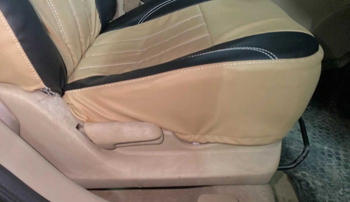 2015 Maruti Ciaz VXI, Petrol, Manual, 44,165 km, Driver Side Adjustment Panel
