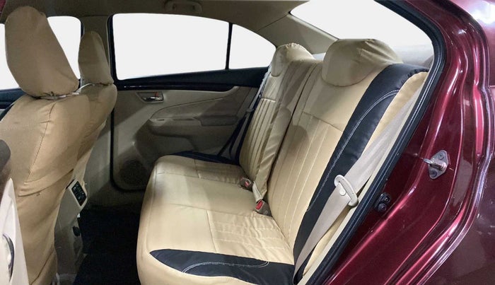 2015 Maruti Ciaz VXI, Petrol, Manual, 44,165 km, Right Side Rear Door Cabin