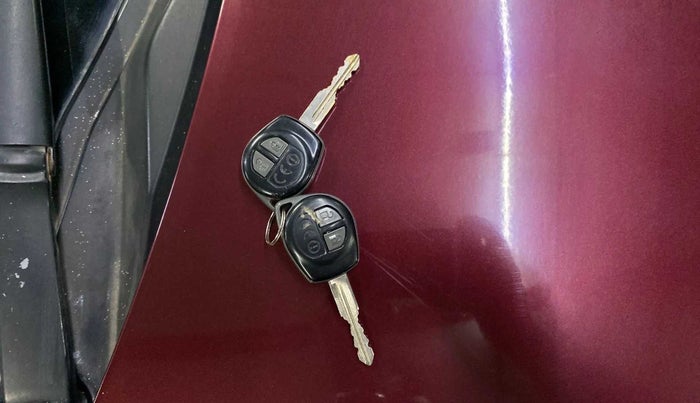 2015 Maruti Ciaz VXI, Petrol, Manual, 44,165 km, Key Close Up