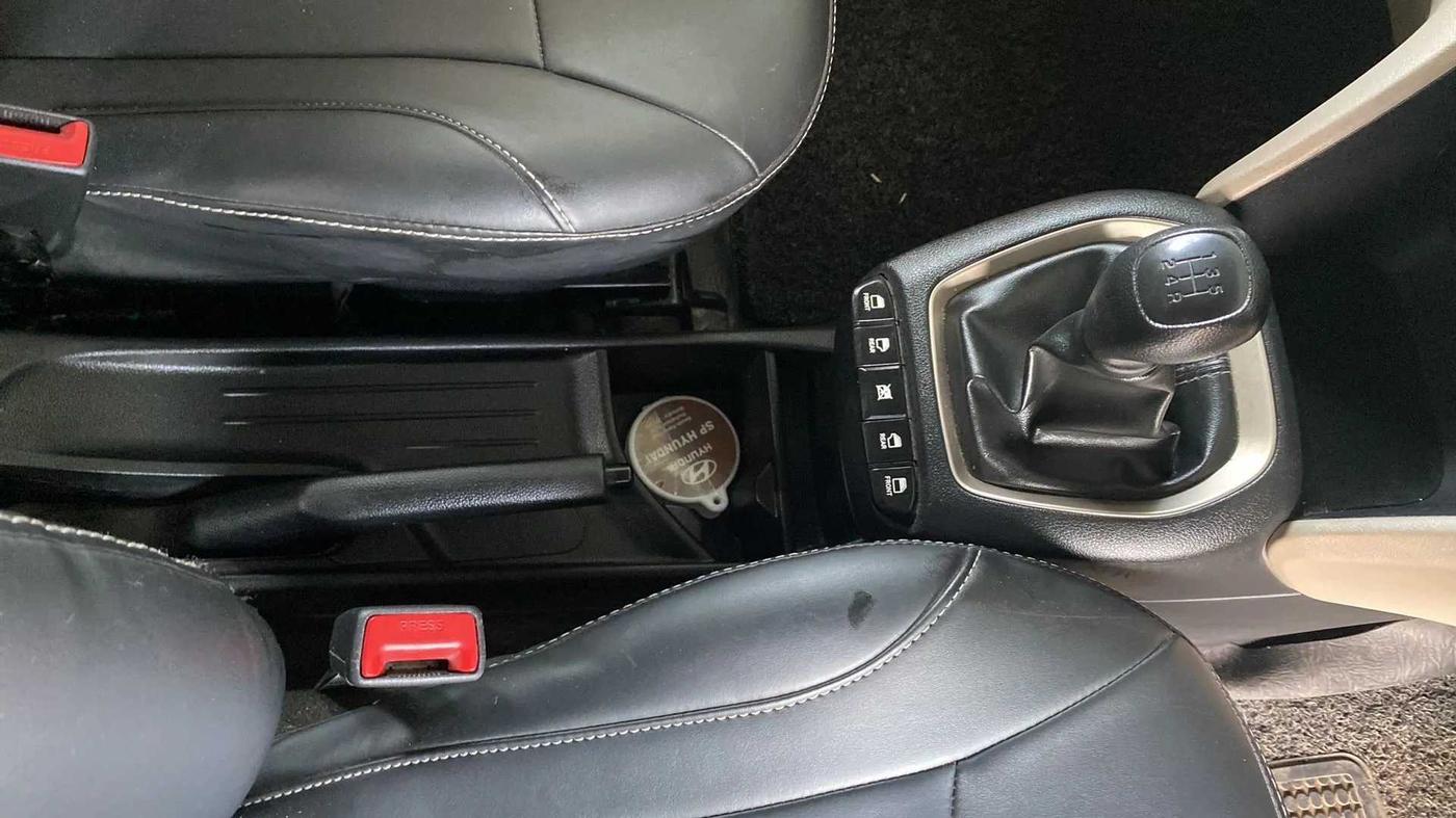 2021 Hyundai NEW SANTRO SPORTZ MT, Petrol, Manual, 33,763 km, Gear Lever