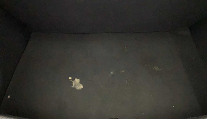 2018 Hyundai Grand i10 MAGNA 1.2 KAPPA VTVT, Petrol, Manual, 37,095 km, Boot Inside