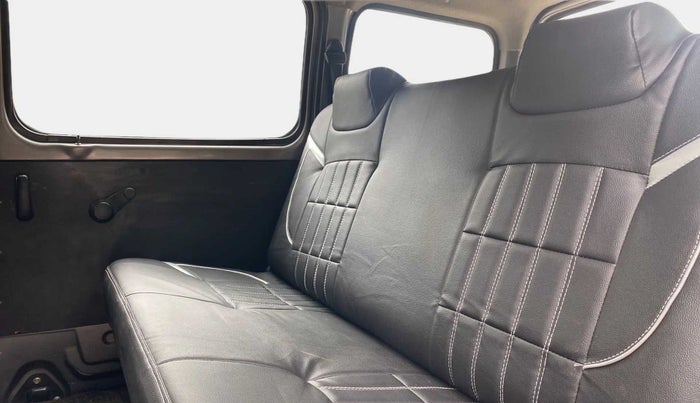 2022 Maruti Eeco 5 STR AC (O), Petrol, Manual, 19,754 km, Right Side Rear Door Cabin