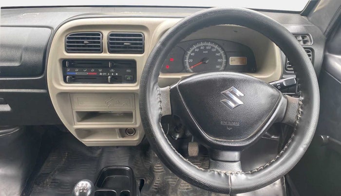 2022 Maruti Eeco 5 STR AC (O), Petrol, Manual, 19,754 km, Steering Wheel Close Up