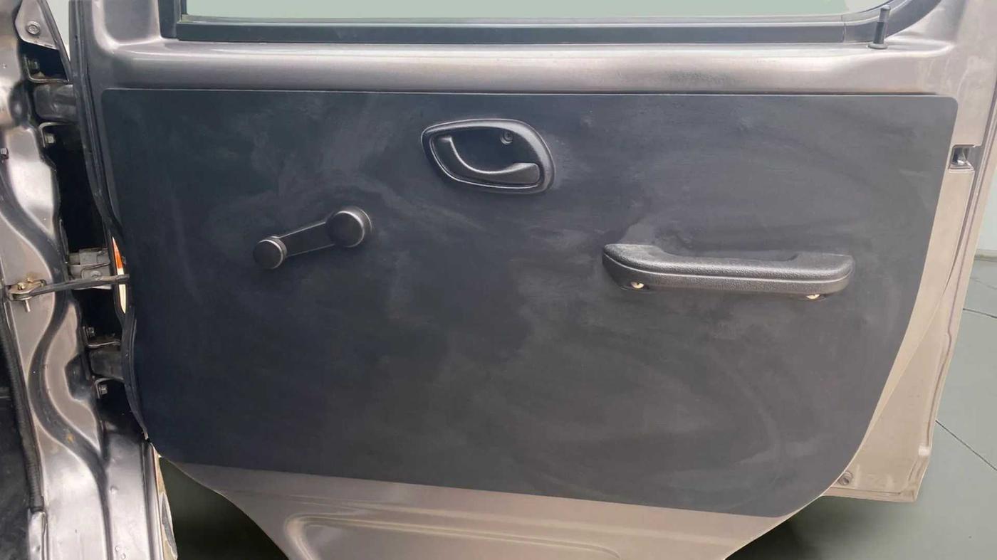 2022 Maruti Eeco 5 STR AC (O), Petrol, Manual, 19,754 km, Driver Side Door Panels Control
