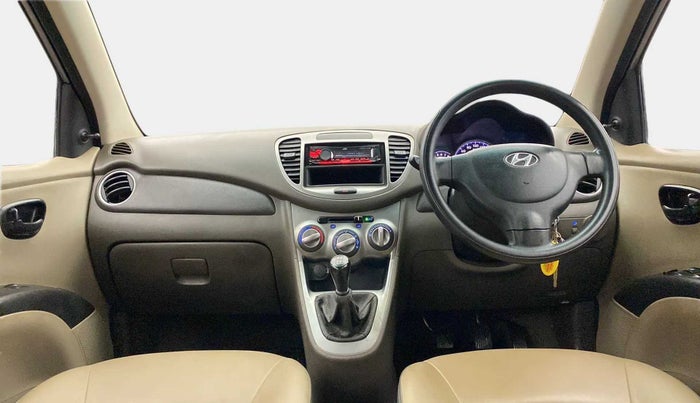 2016 Hyundai i10 MAGNA 1.1, Petrol, Manual, 66,450 km, Dashboard