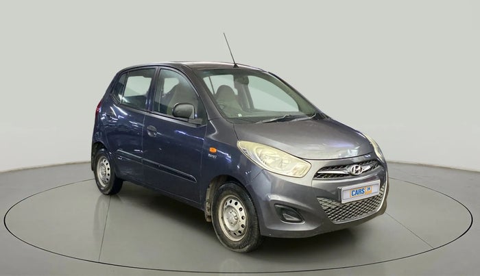 2016 Hyundai i10 MAGNA 1.1, Petrol, Manual, 66,450 km, Right Front Diagonal