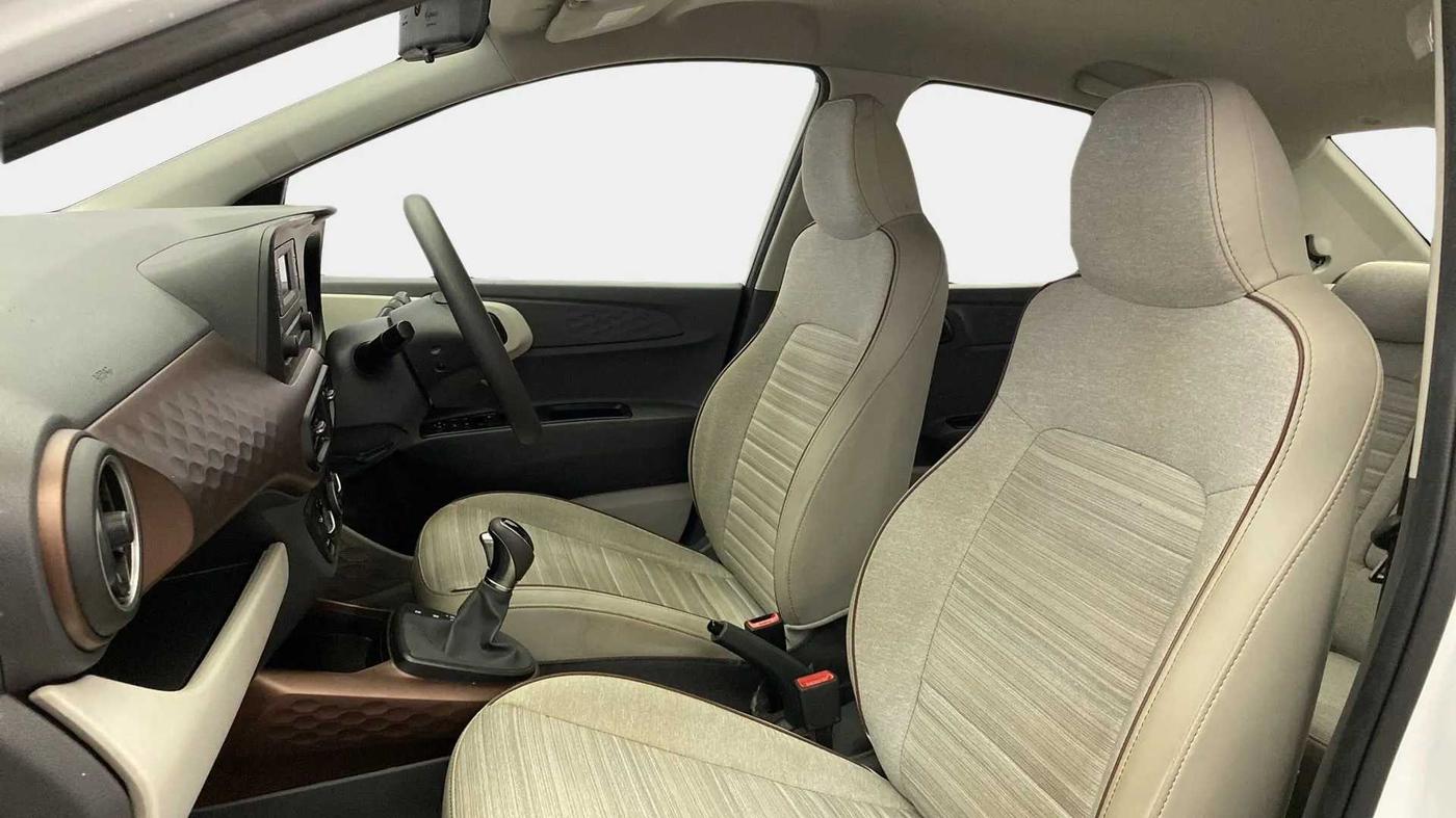 2021 Hyundai AURA S 1.2 AMT, Petrol, Automatic, 18,966 km, Right Side Front Door Cabin