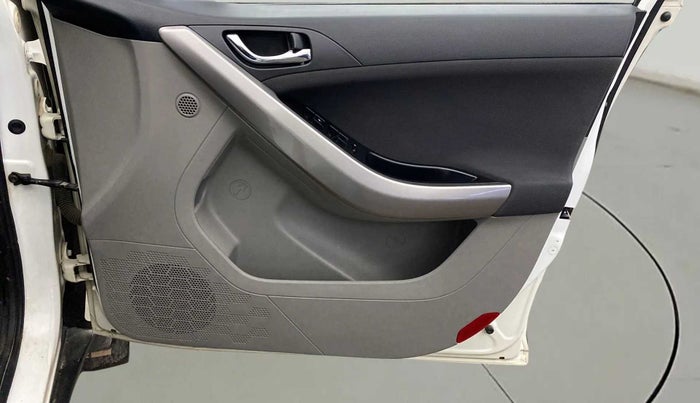 2019 Tata NEXON XZ PLUS PETROL, Petrol, Manual, 49,608 km, Driver Side Door Panels Control