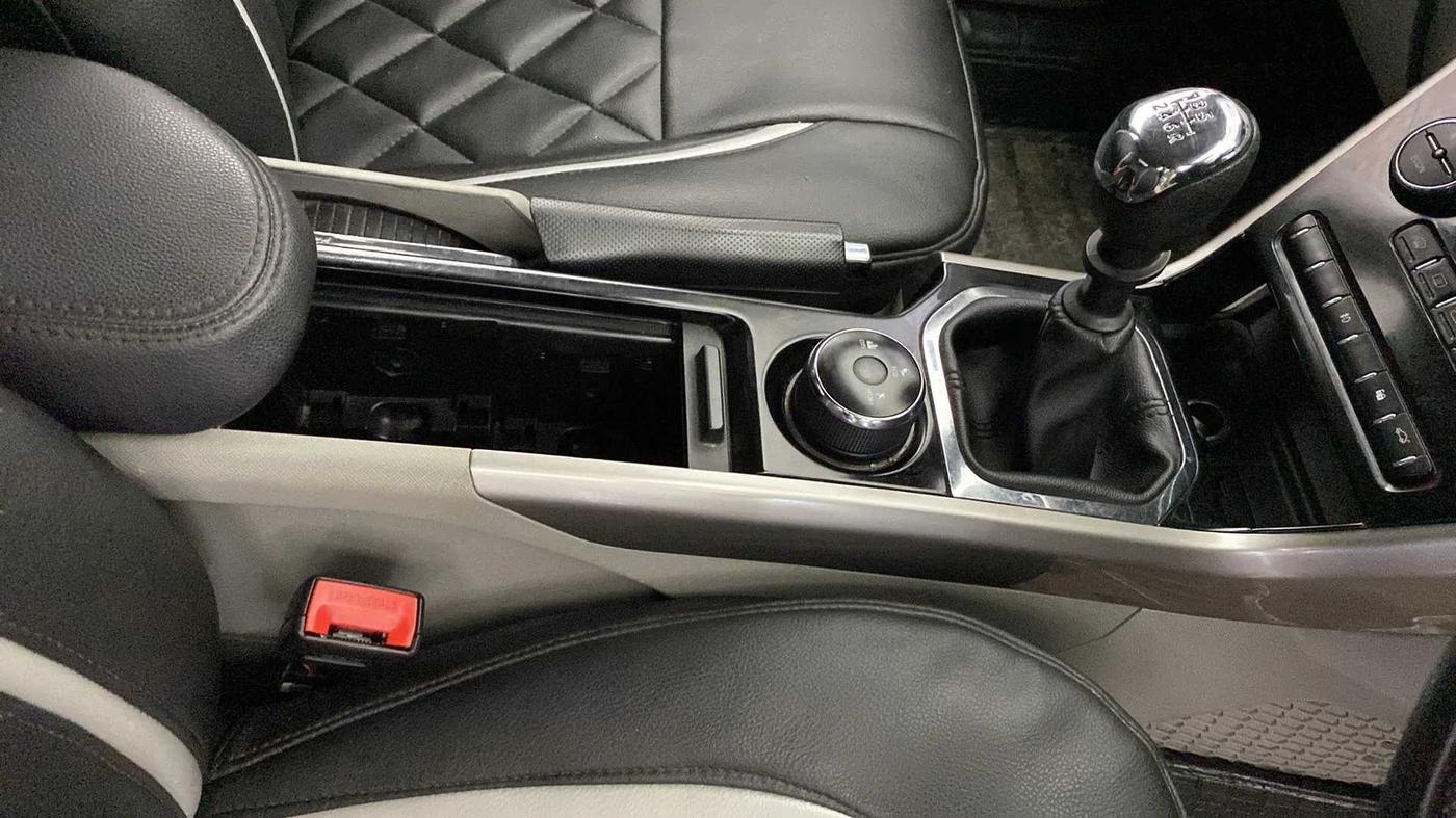 2019 Tata NEXON XZ PLUS PETROL, Petrol, Manual, 49,608 km, Gear Lever