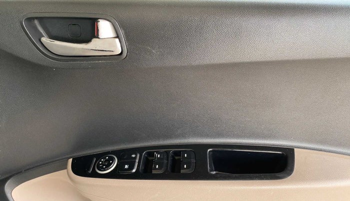 2015 Hyundai Xcent S (O) 1.2, Petrol, Manual, 61,991 km, Driver Side Door Panels Control