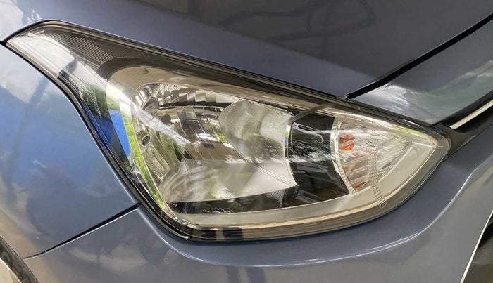 2015 Hyundai Xcent S (O) 1.2, Petrol, Manual, 61,991 km, Right headlight - Minor scratches