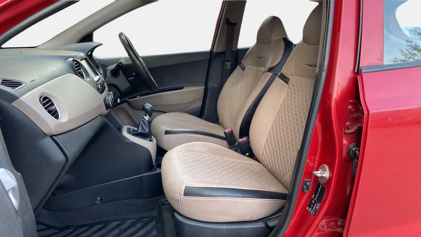 2018 Hyundai Grand i10 SPORTZ 1.2 KAPPA VTVT, Petrol, Manual, 45,558 km, Right Side Front Door Cabin