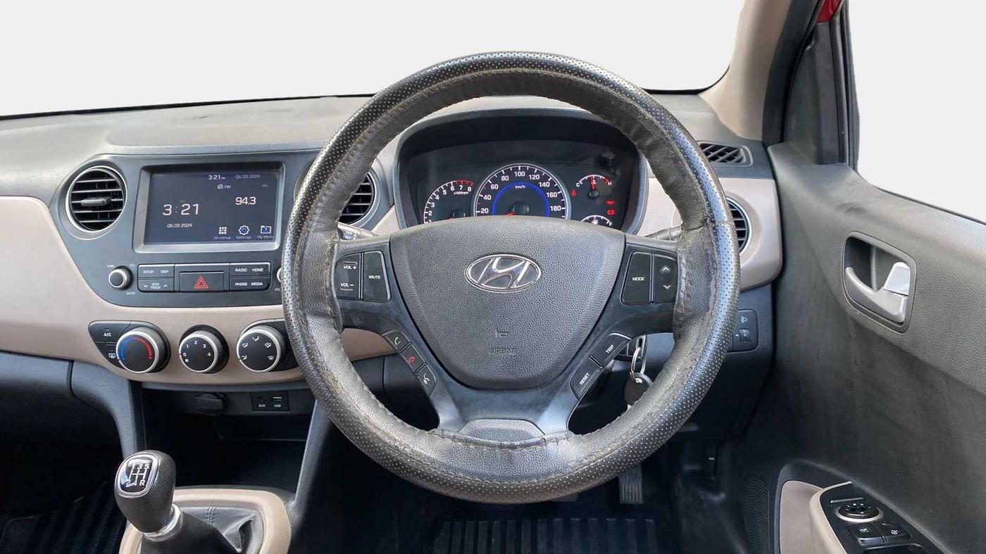 2018 Hyundai Grand i10 SPORTZ 1.2 KAPPA VTVT, Petrol, Manual, 45,558 km, Steering Wheel Close Up