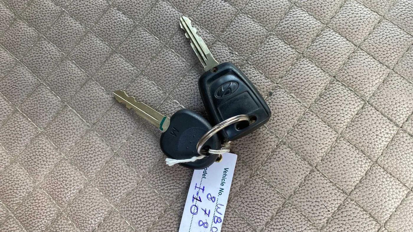 2018 Hyundai Grand i10 SPORTZ 1.2 KAPPA VTVT, Petrol, Manual, 45,558 km, Key Close Up