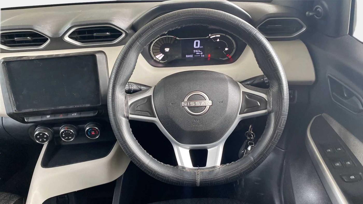 2022 Nissan MAGNITE XE, Petrol, Manual, 9,465 km, Steering Wheel Close Up