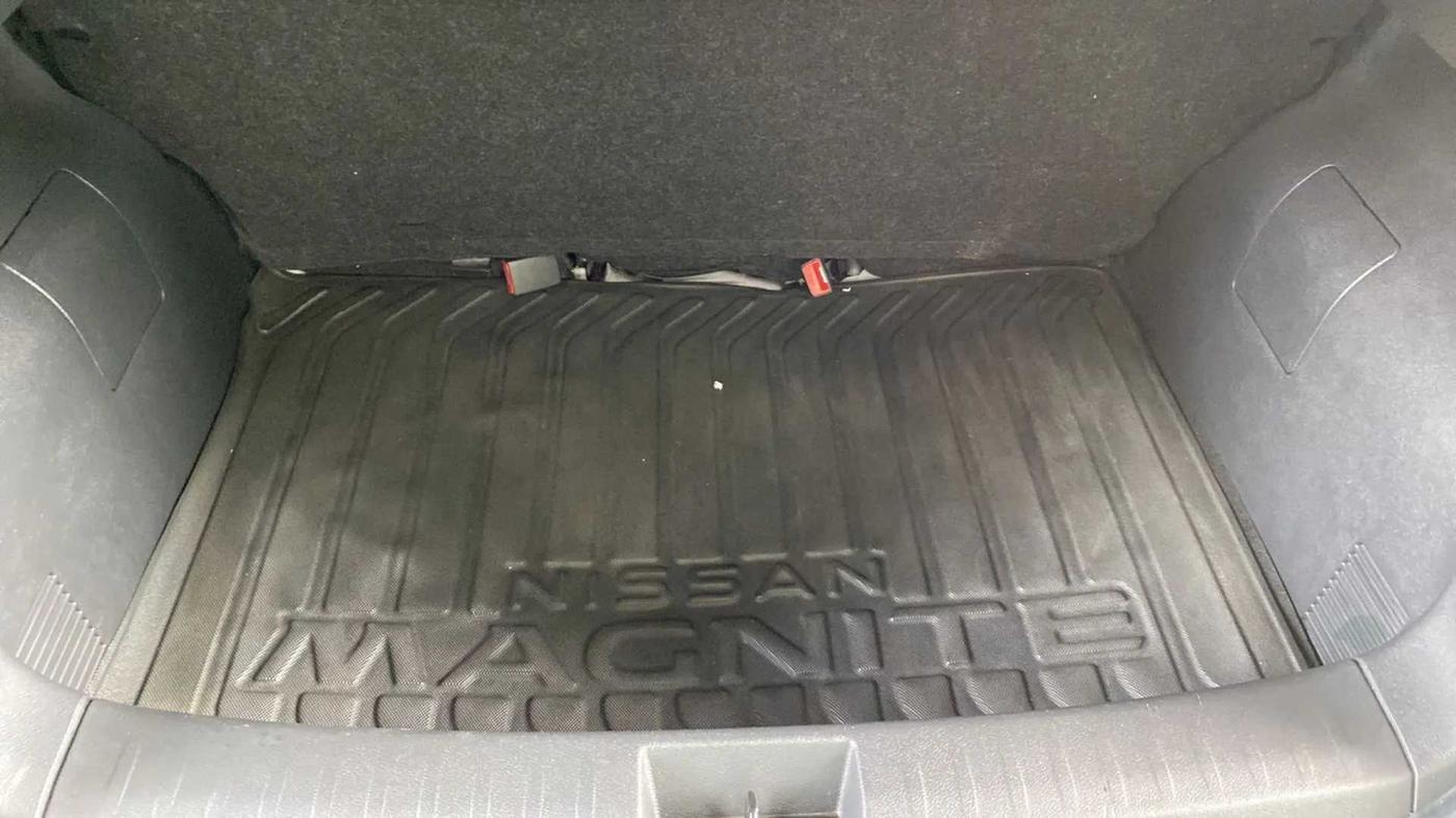 2022 Nissan MAGNITE XE, Petrol, Manual, 9,465 km, Boot Inside