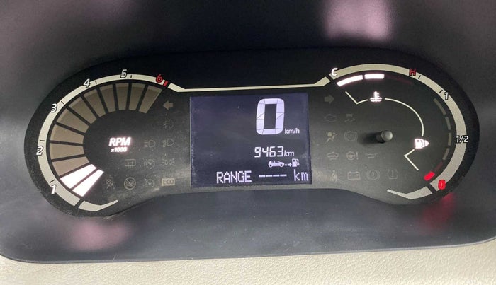 2022 Nissan MAGNITE XE, Petrol, Manual, 9,465 km, Odometer Image