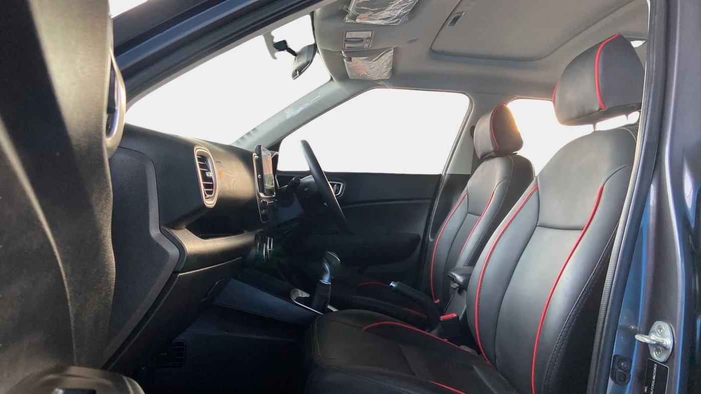 2021 Hyundai VENUE SX 1.0 TURBO IMT, Petrol, Manual, 9,725 km, Right Side Front Door Cabin