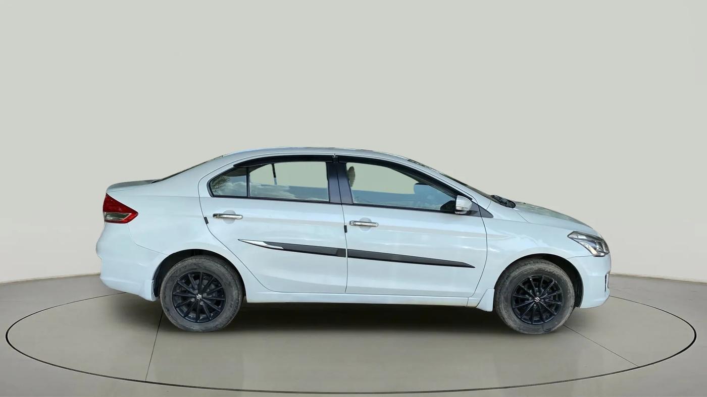2018 Maruti Ciaz DELTA 1.4 MT PETROL, Petrol, Manual, 75,679 km, Right Side View