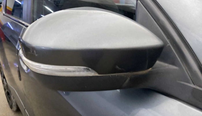 2022 Tata PUNCH ACCOMPLISHED MT, Petrol, Manual, 26,272 km, Right rear-view mirror - Minor scratches