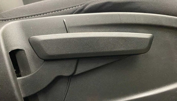 2022 Tata PUNCH ACCOMPLISHED MT, Petrol, Manual, 26,272 km, Driver Side Adjustment Panel