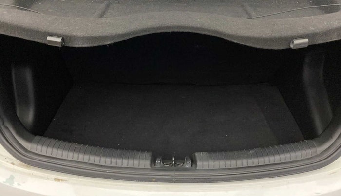 2019 Hyundai Grand i10 SPORTZ AT 1.2 KAPPA VTVT, Petrol, Automatic, 50,736 km, Boot Inside