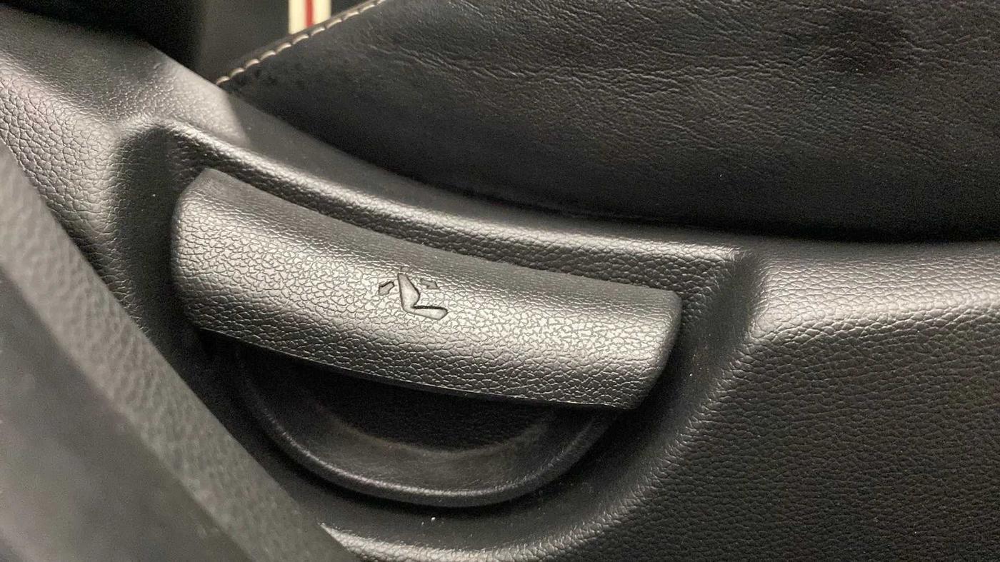 2019 Hyundai Grand i10 SPORTZ AT 1.2 KAPPA VTVT, Petrol, Automatic, 50,736 km, Driver Side Adjustment Panel