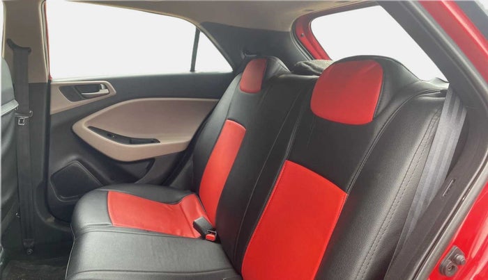 2014 Hyundai Elite i20 SPORTZ 1.2, Petrol, Manual, 29,243 km, Right Side Rear Door Cabin