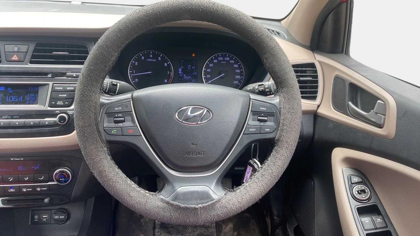 2014 Hyundai Elite i20 SPORTZ 1.2, Petrol, Manual, 29,243 km, Steering Wheel Close Up
