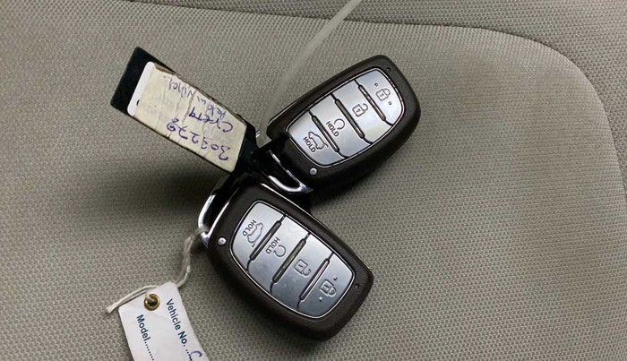 2022 Hyundai Creta SX 1.5 DIESEL, Diesel, Manual, 26,974 km, Key Close Up