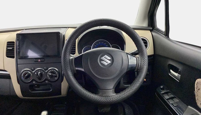 2017 Maruti Wagon R 1.0 VXI AMT, Petrol, Automatic, 87,626 km, Steering Wheel Close Up