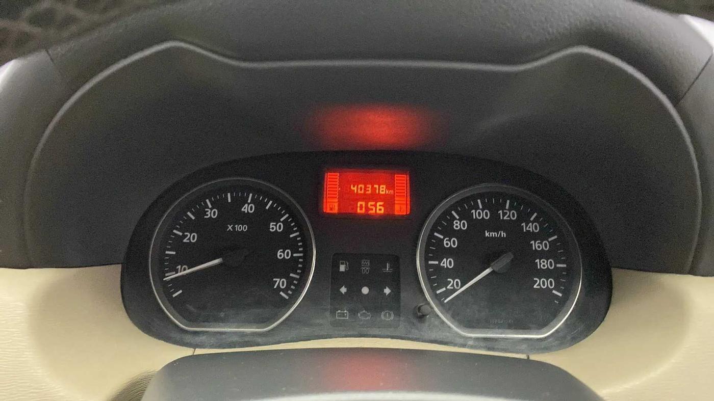 2014 Nissan Terrano XV D THP 110 PS, Diesel, Manual, 40,360 km, Odometer Image