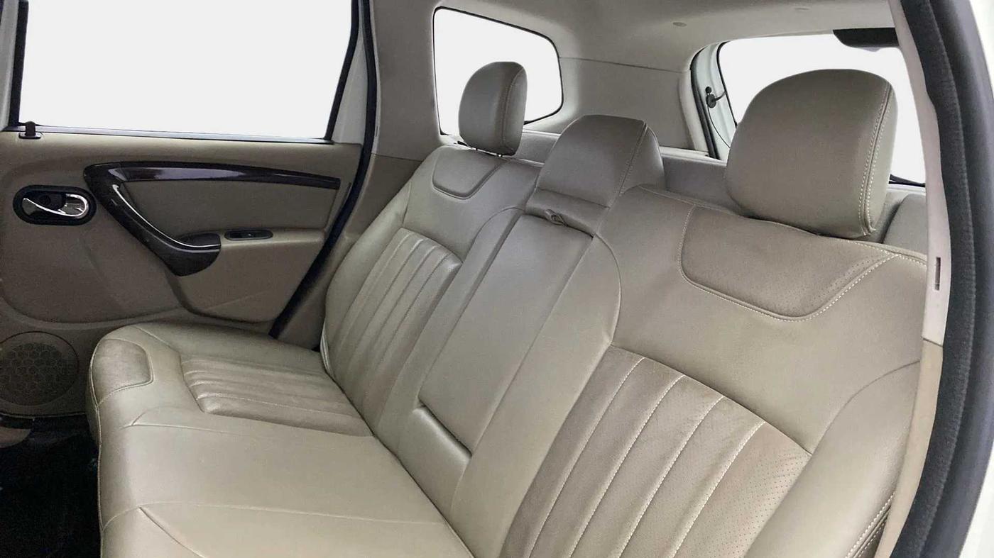 2014 Nissan Terrano XV D THP 110 PS, Diesel, Manual, 40,360 km, Right Side Rear Door Cabin