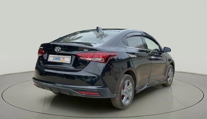 2020 Hyundai Verna SX 1.5 CRDI, Diesel, Manual, 16,445 km, Right Back Diagonal