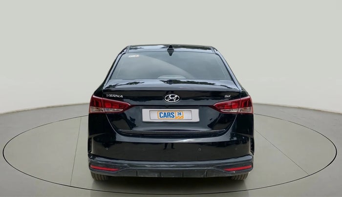 2020 Hyundai Verna SX 1.5 CRDI, Diesel, Manual, 16,445 km, Back/Rear