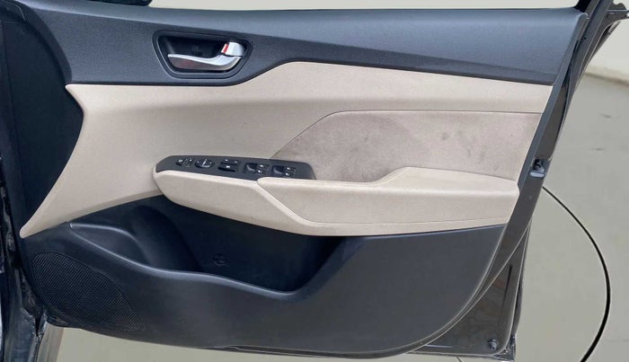 2020 Hyundai Verna SX 1.5 CRDI, Diesel, Manual, 16,445 km, Driver Side Door Panels Control