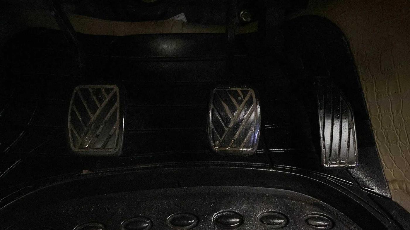 2018 Maruti Dzire ZXI PLUS, Petrol, Manual, 76,745 km, Pedals