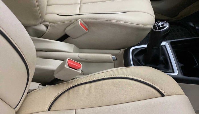 2018 Maruti Dzire ZXI PLUS, Petrol, Manual, 76,745 km, Gear Lever