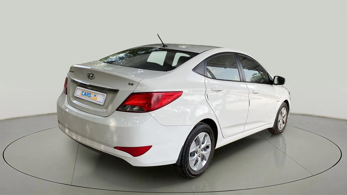 2016 Hyundai Verna 1.6 CRDI S, Diesel, Manual, 78,282 km, Right Back Diagonal