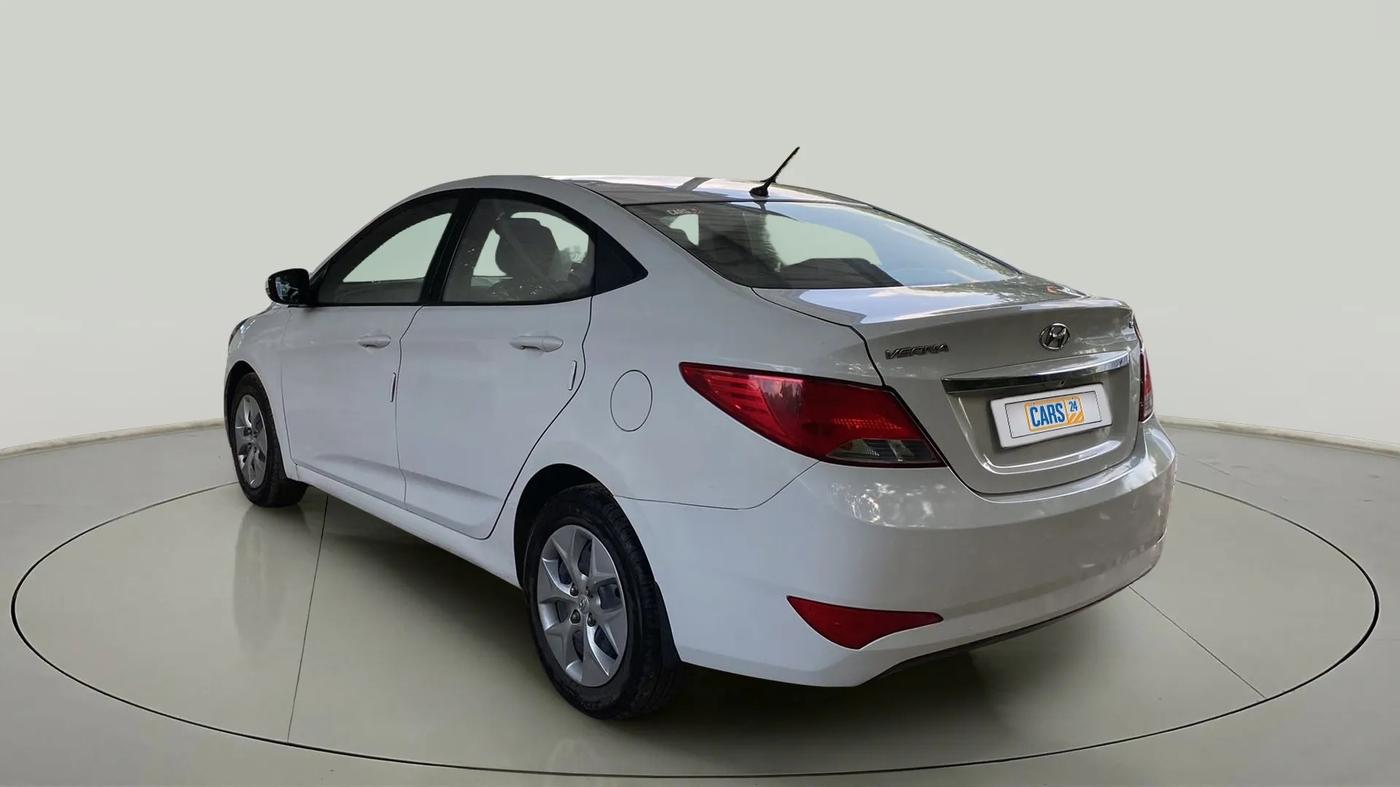 2016 Hyundai Verna 1.6 CRDI S, Diesel, Manual, 78,282 km, Left Back Diagonal