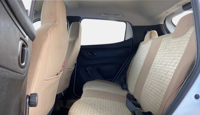 2017 Renault Kwid RXL 1.0 AMT, Petrol, Automatic, 33,190 km, Right Side Rear Door Cabin