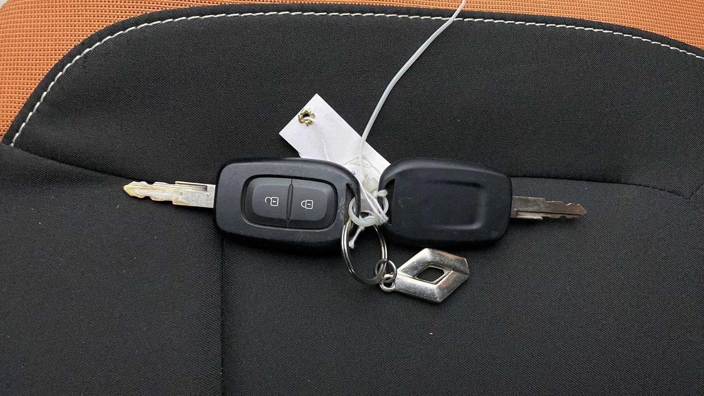 2021 Renault Kwid CLIMBER 1.0 AMT (O), Petrol, Automatic, 35,714 km, Key Close Up