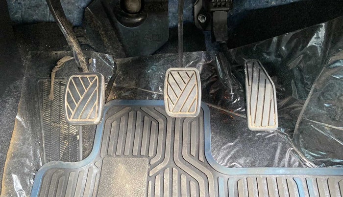 2022 Maruti Baleno ALPHA PETROL 1.2, Petrol, Manual, 2,444 km, Pedals