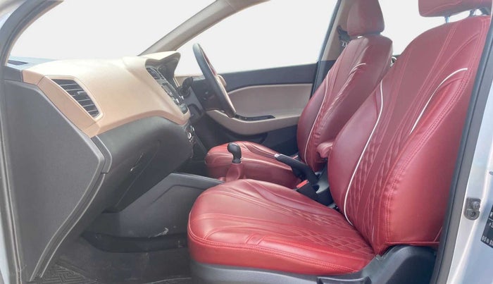2020 Hyundai Elite i20 SPORTZ PLUS 1.2, Petrol, Manual, 11,566 km, Right Side Front Door Cabin