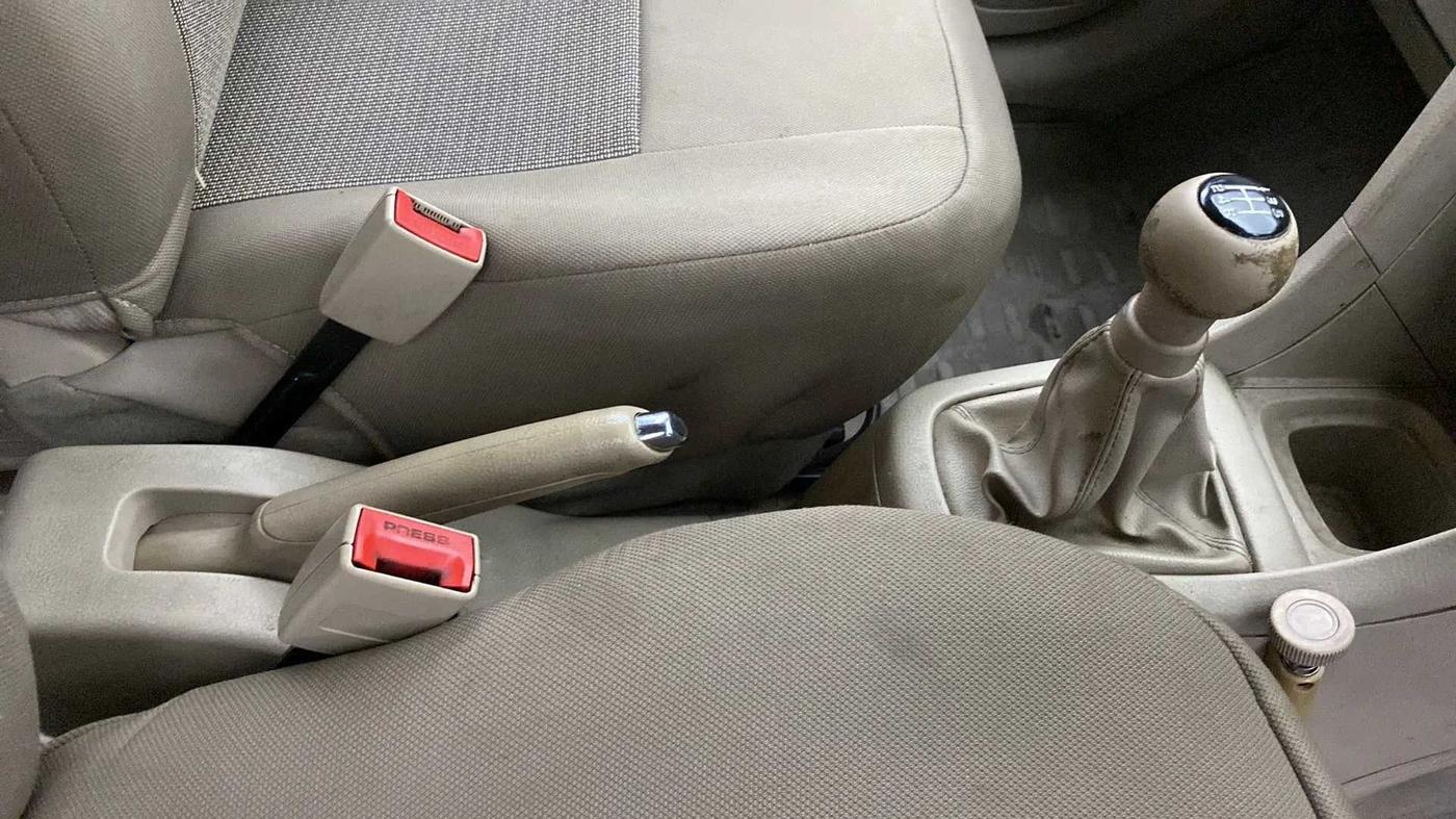 2014 Maruti Ertiga VXI CNG, CNG, Manual, 97,590 km, Gear Lever