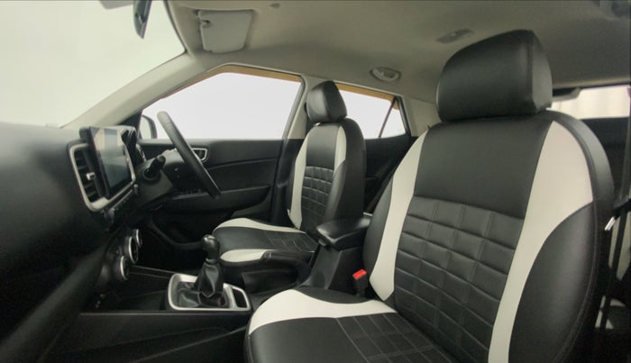 2021 Hyundai VENUE S+ 1.2, Petrol, Manual, 71,739 km, Right Side Front Door Cabin